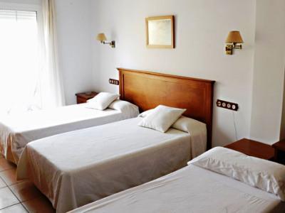 Hotel Donde Caparros 카로보네라스 외부 사진