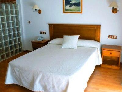 Hotel Donde Caparros 카로보네라스 외부 사진